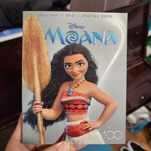 Disney Moana Blu-ray, DVD, & Digital Code NEW Disney 100 Collector's Edition